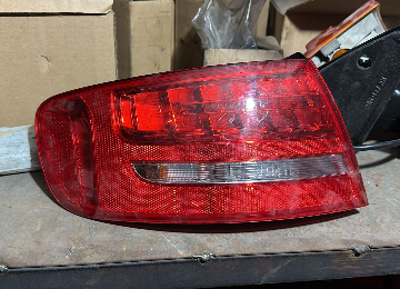 Audi a4 sol dış stop