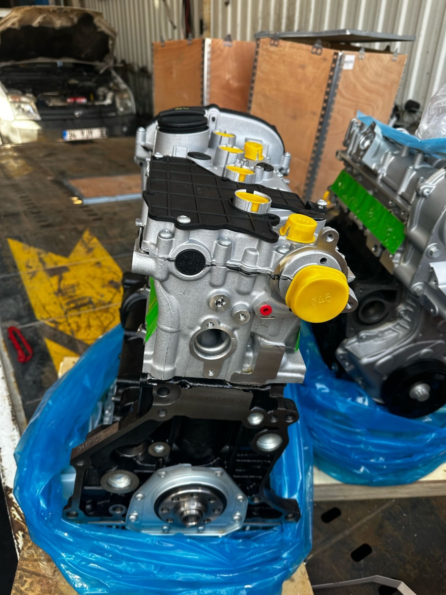 Audi tt 1.8 Tfsi cda sıfır motor