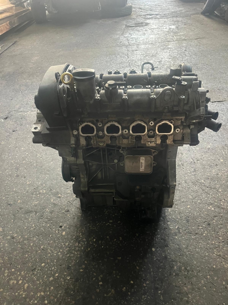 VOLKSWAGEN 1.2 TSI motor  çıkma orjinal  VW Golf